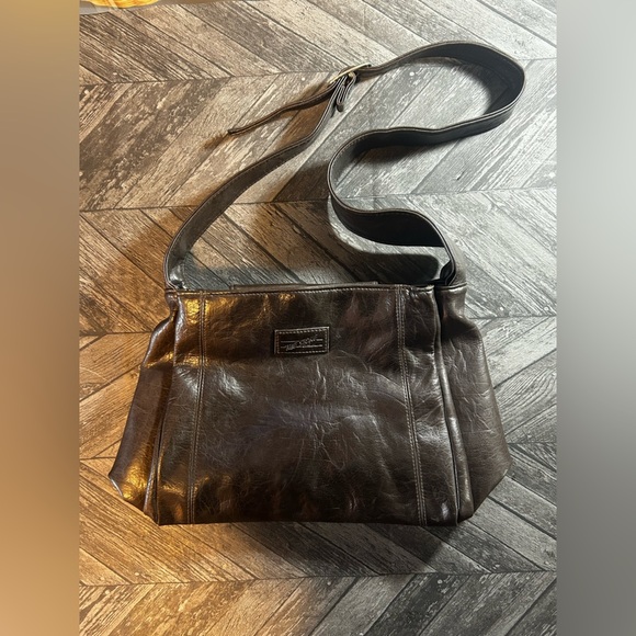 The Stone Dark Brown Women Leather Adjustable Strap Shoulder Bag - Picture 1 of 13